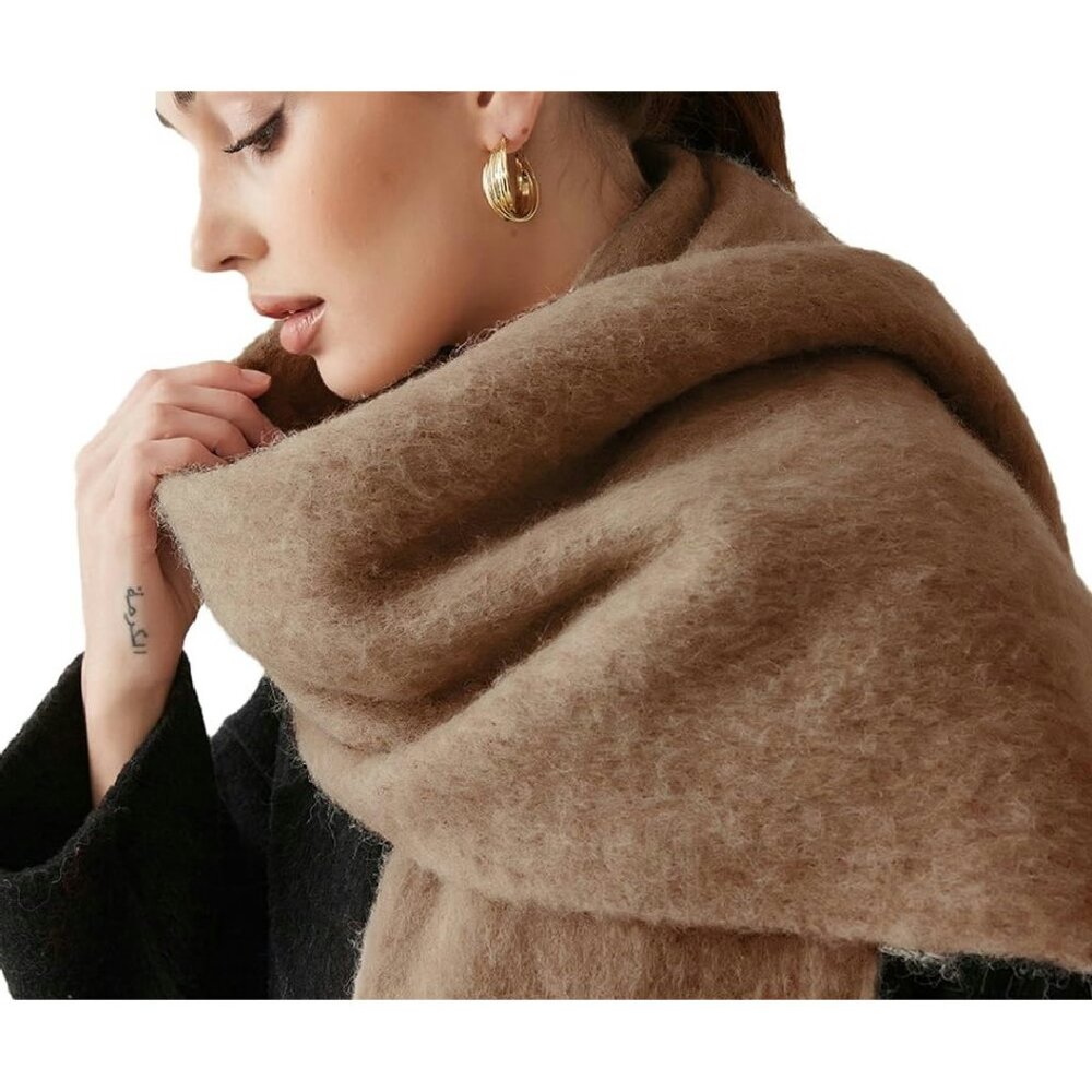 Chunky Cashmere Scarf With Fringe Wrap Poncho For Cold Weather